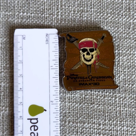 New 2011 Pirates of the Carribean On Stanger Tides IMAX 3D Disney Pin Exclusive - Picture 5 of 5